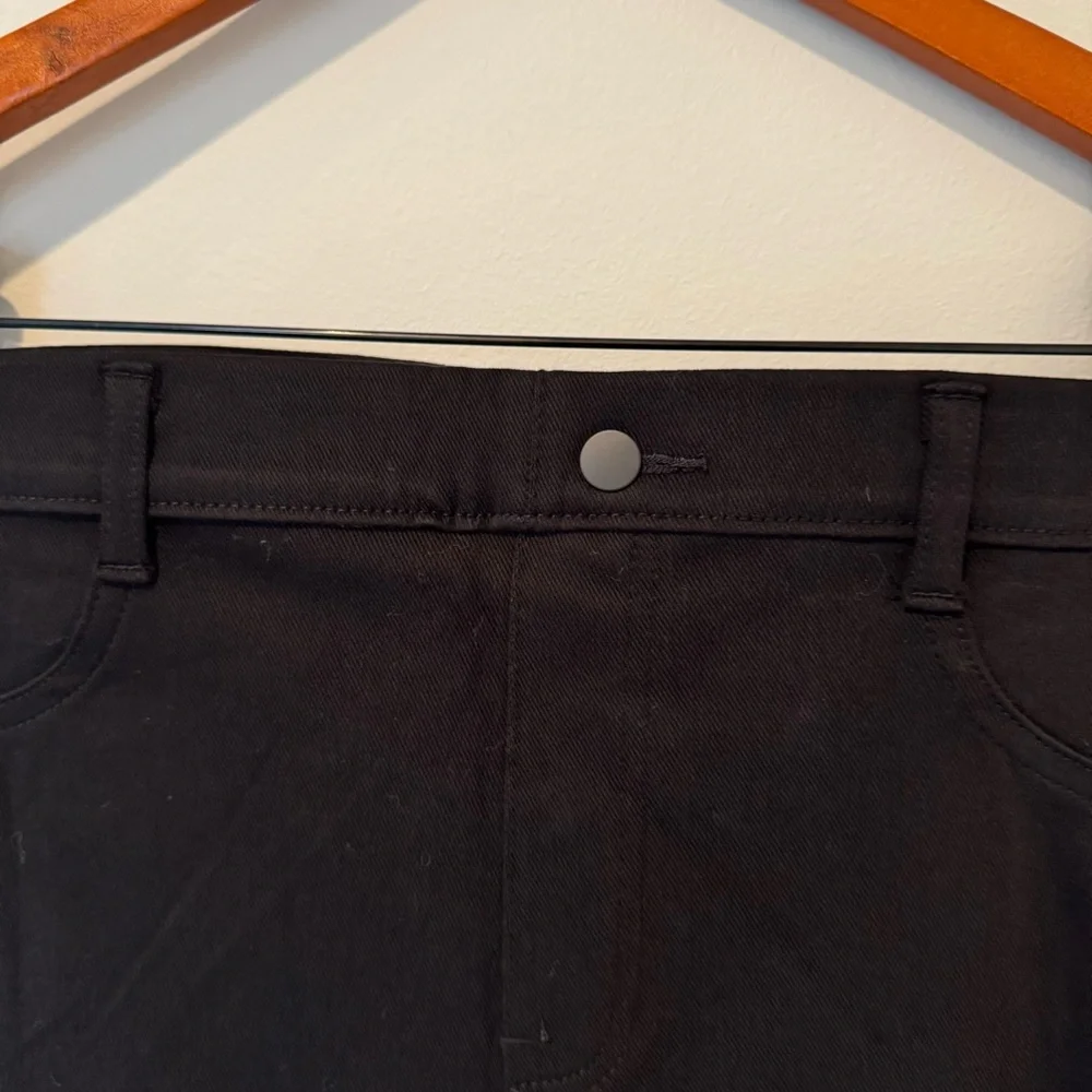 Time And True- Large NWT. High Rise Black Stretch Fitted Jeggins - Picture 2 of 5